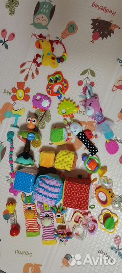 Игрушки Погремушки для малыша