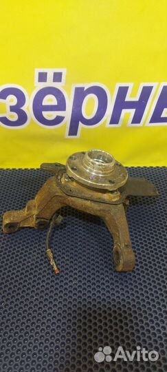 Кулак поворотный передний правый Opel Astra