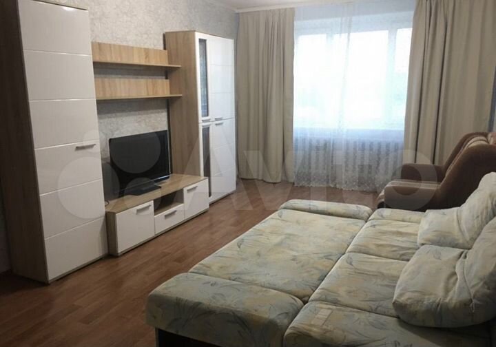 1-к. квартира, 40 м², 1/14 эт.