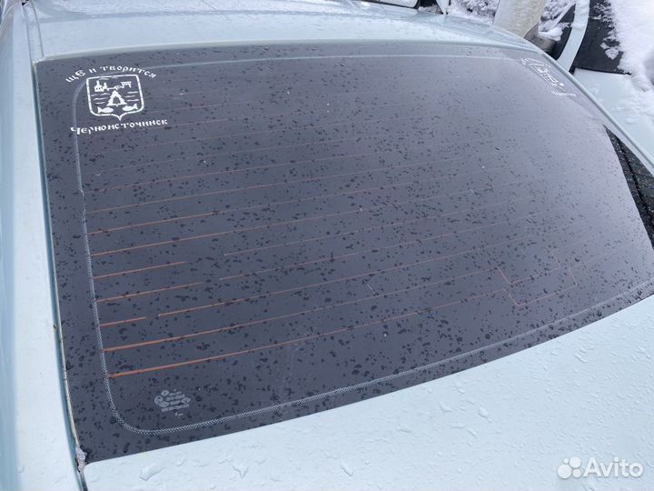 Стекло заднее Renault Logan I (2004—2009)