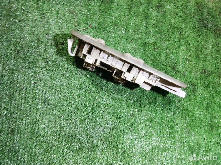 Плафон салонный Renault Logan