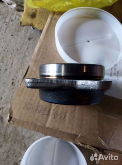 Ступечный подшипник Mitsubishi Galant