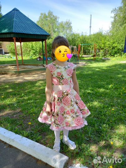 Продам платье на выпускной в детском саду