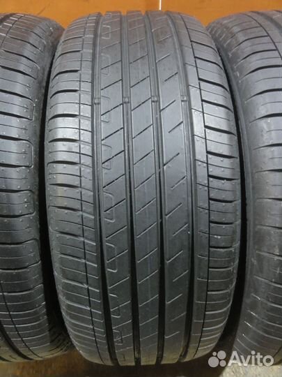 Goodyear EfficientGrip Performance 215/55 R17 94V