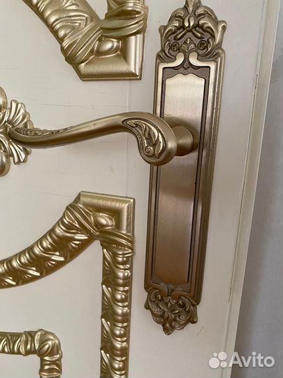 Дверные ручки, замки, петли, межкомнатные двери