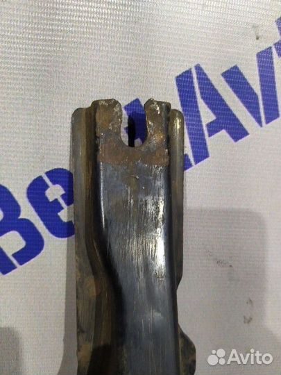 Продольная лыжа подрамника Mitsubishi Lancer 9