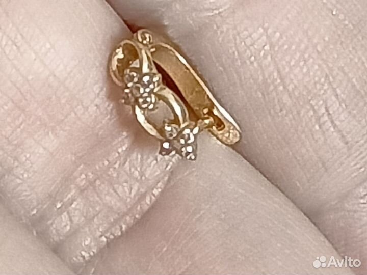 Золотые серьги
