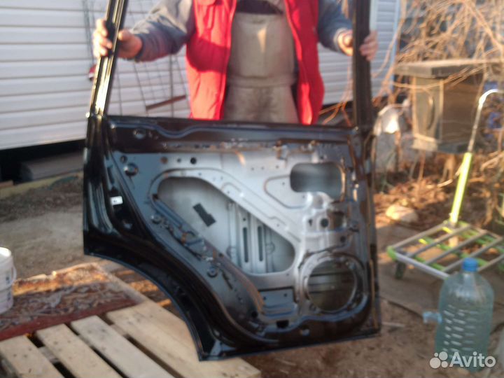 Дверь задняя левая ссанг Йонг кайрон рестайлинг