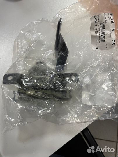 Замок капота Solaris -14