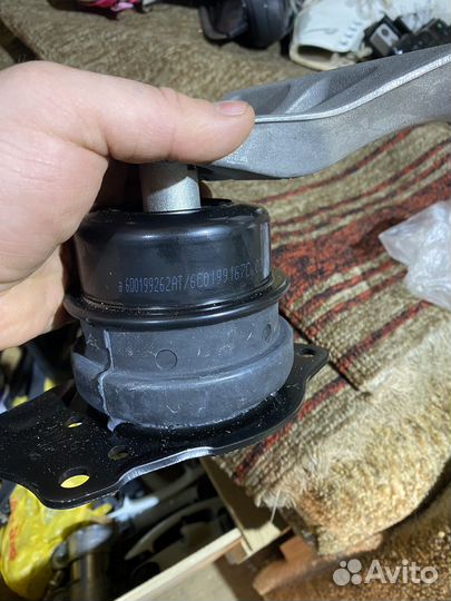 Подушки двигателя поло