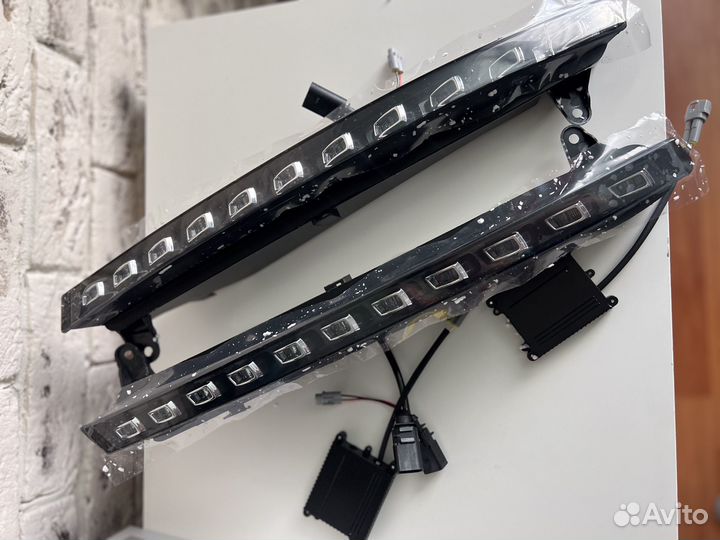 Дневные ходовые огни, поворотники для ауди q7