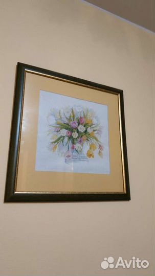 Картина вышитая