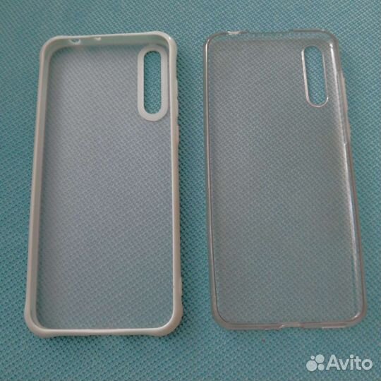 Чехлы на смартфон