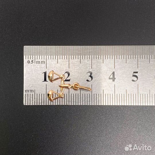 Золотая подвеска 585пр. вес: 0,92гр