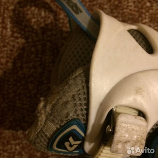 Роликовые коньки