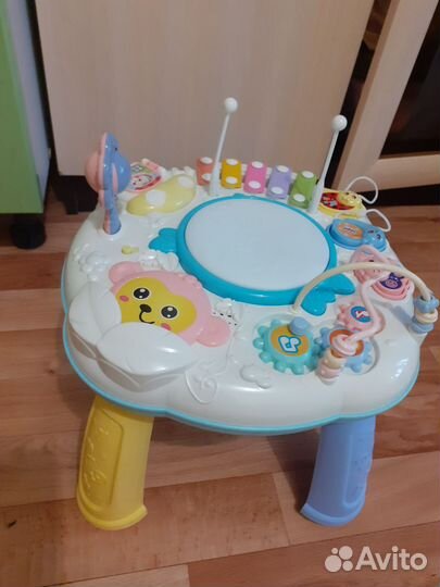 Развивающий музыкальный столик