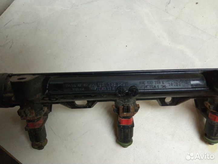 Топливная рейка (рампа) Skoda Fabia 2 рест. 1.2