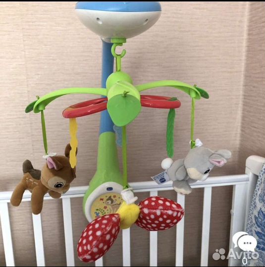 Мобиль музыкальный проектор chicco