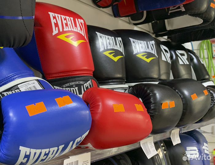 Новые боксерские перчатки в наличии S3