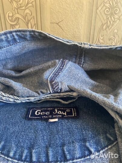 Джинсовая куртка