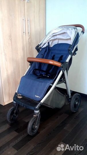 Прогулочная детская коляска