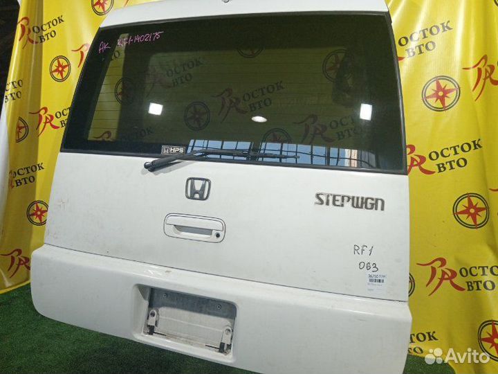 Дверь задняя Honda Stepwgn RF1 B20B 1999