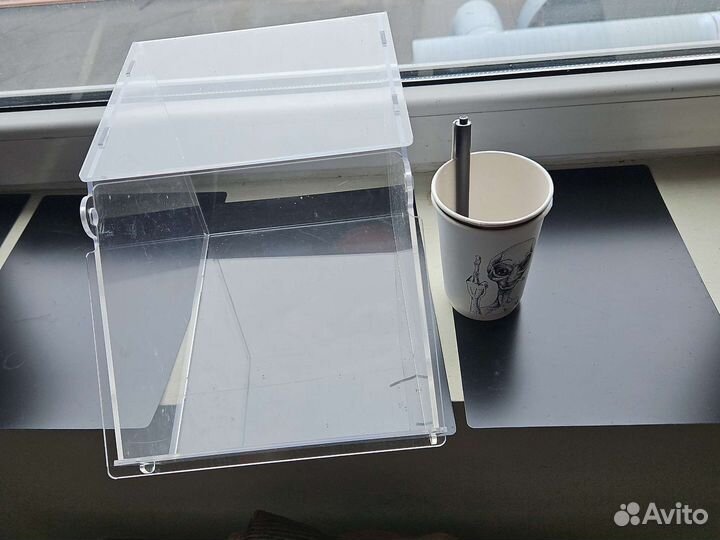 Витрина прозрачная