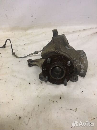Кулак поворотный ступица в сборе передний левый