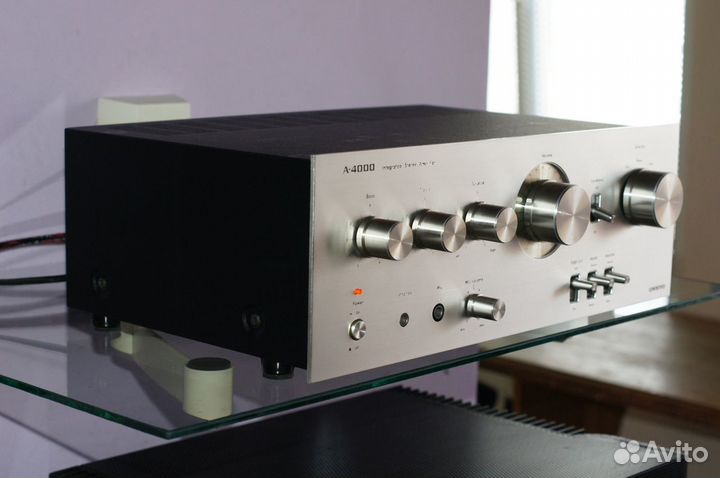Аналоговый, винтажный усилитель Onkyo A-4000 1979г