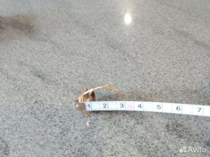 Золотое кольцо с александритом