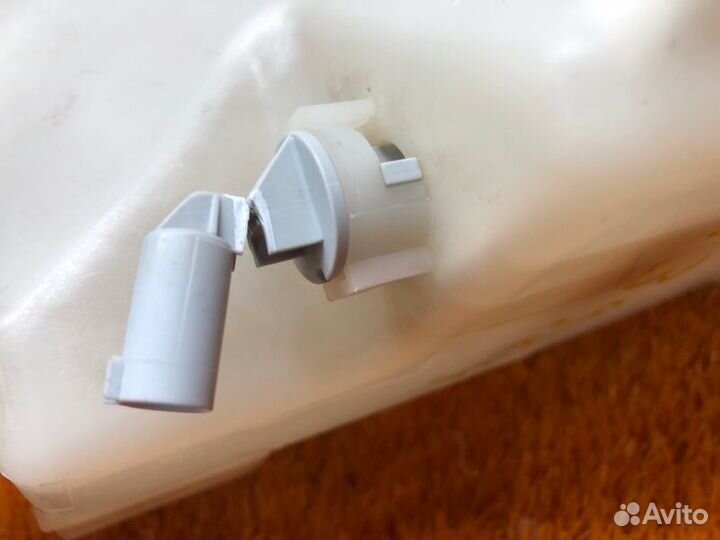 Бачок омывателя Bmw 3-Series E46 M52B25(256S4)