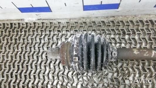 Привод передний левый volkswagen passat B6 (UBN23K