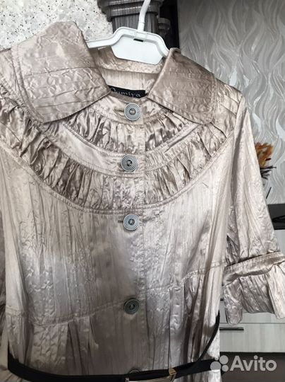 Отдам бесплатно одежду р 42-44