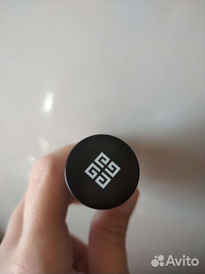 Матирующий стик для лица Mister от Givenchy