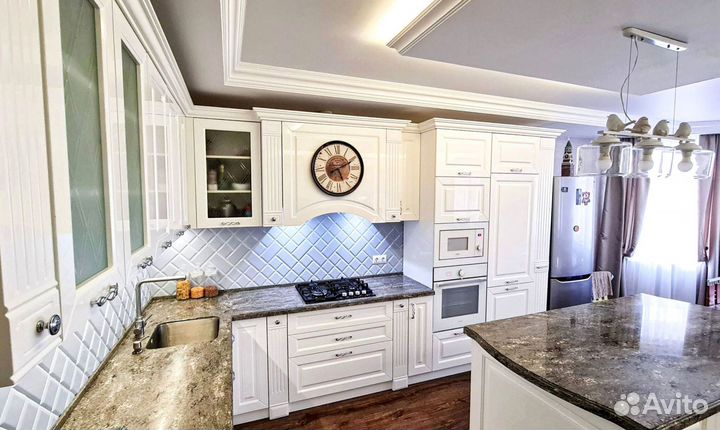 Кухонный гарнитур «Aura» на заказ