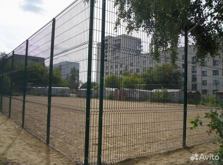 Забор гиттер спорт площадка