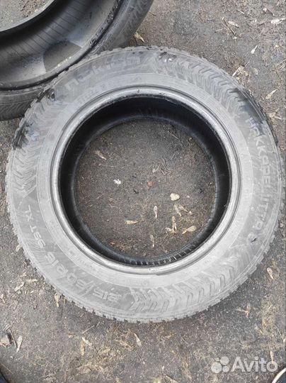 Nokian Tyres Hakkapeliitta 8 215/60 R16