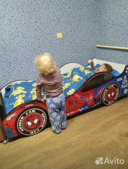 Кровать машинка детская