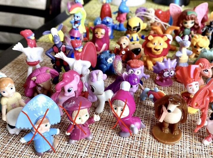 Детские игрушки из киндера Kinder Surprise