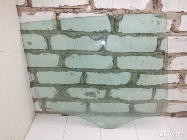 Стекло двери задней правой Renault Vel Satis