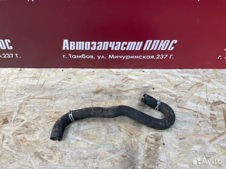 Верхний патрубок радиатора Renault Sandero Stepway