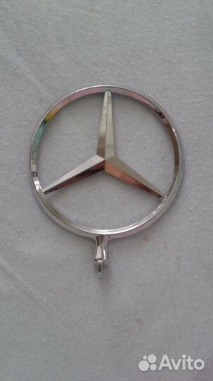 Значок на мерседес оригинальный