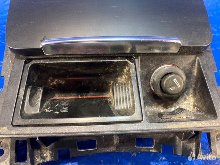 Пепельница передняя Audi A4 B8 седан CJE 2011-2015