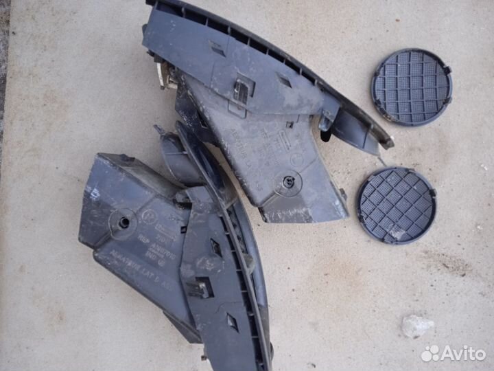 Дефлекторы воздуховода печки Renault Megan 2