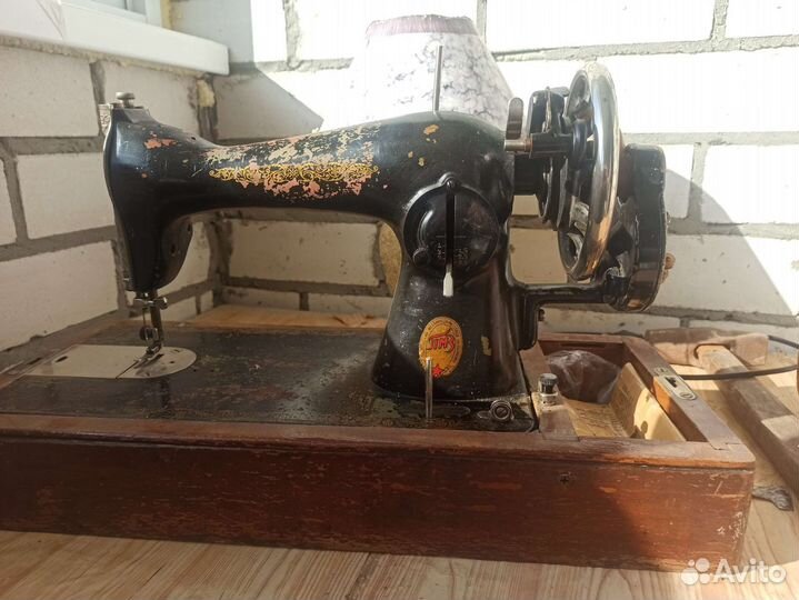 Швейная машинка