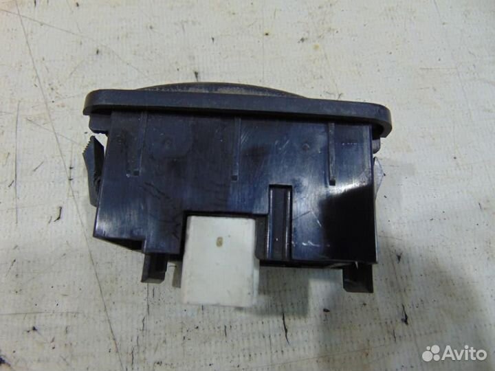 Кнопка стеклоподъемника для Toyota Carina 6 1992