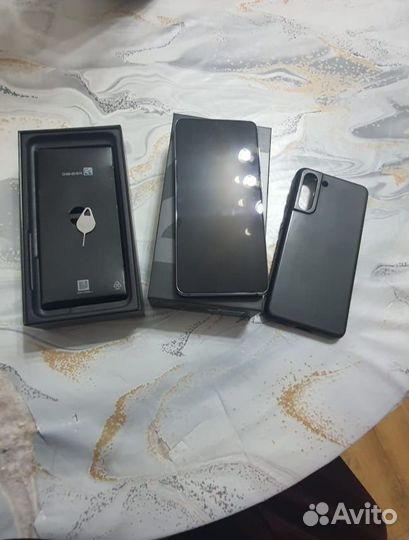 Samsung Galaxy S21 5G, 8/128 ГБ