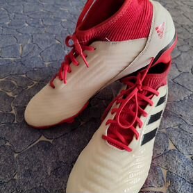 Футбольные бутсы adidas predator размер 43-44