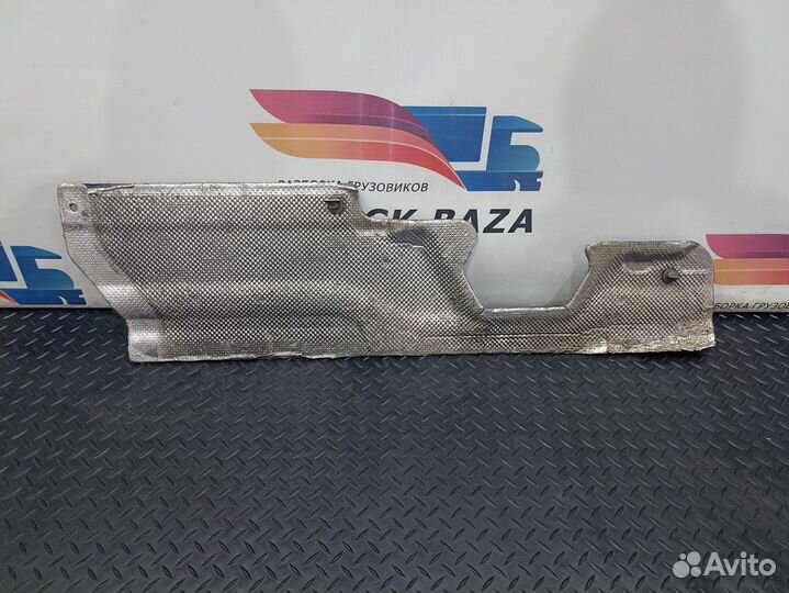 Шумоизоляция двигателя нижняя Daf XF106