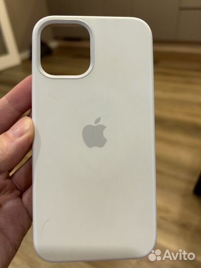 Apple Silicone case iPhone 12/ 12 Pro белый